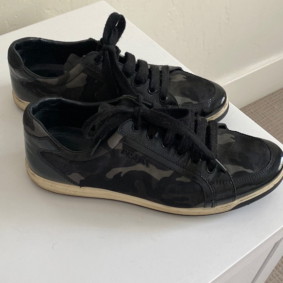 Womens Prada sneakers 36 1/2 - Picture 1 of 5